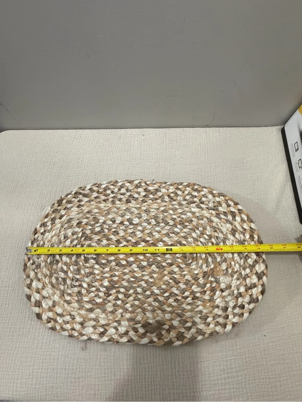 Natural Braided Jute Oval Placemats - Tan & Cream